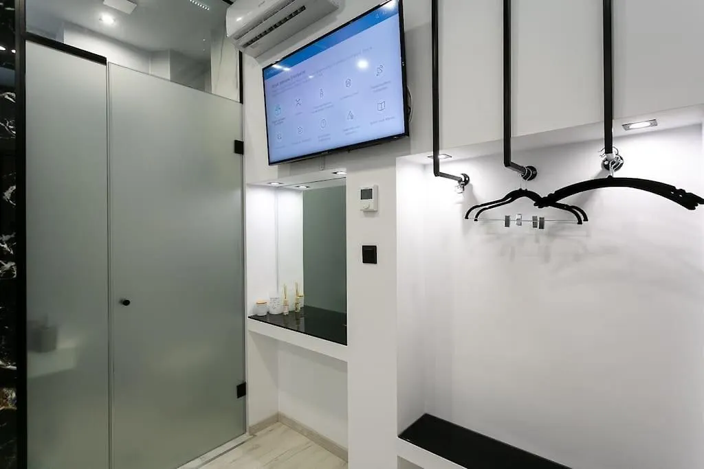 Apartamento Center Marble Suite 40Sqm Gas Heating 2Smarttv Optical Fiber - Secured24H Private Entrance Tessalónica Grécia