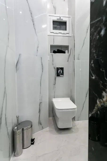 Apartamento Center Marble Suite 40Sqm Gas Heating 2Smarttv Optical Fiber - Secured24H Private Entrance Tessalónica